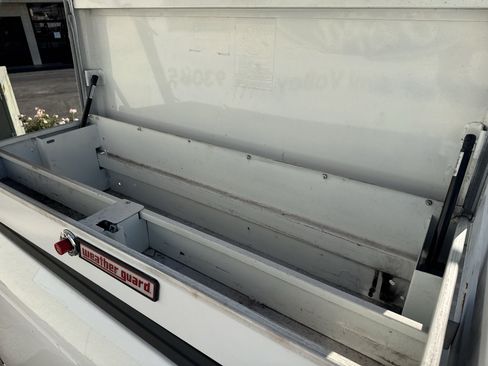 Used 2024 Ford F150 XLT RWD image 7