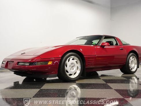 Used 1991 Chevrolet Corvette ZR-1 RWD image 22