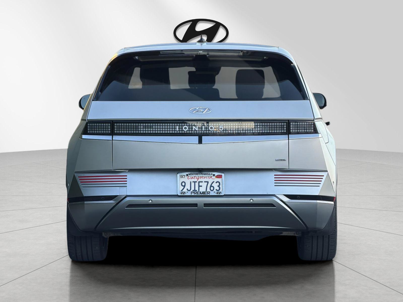 Certified 2023 Hyundai Ioniq 5 Limited w/ Cargo Package AWD/4WD image 4