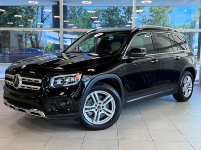 Used 2023 Mercedes-Benz GLB 250 4MATIC w/ Premium Package