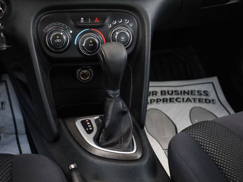 Used 2015 Dodge Dart SE w/ Convenience Group FWD image 33