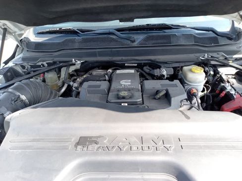 Used 2022 RAM 3500 Tradesman RWD image 37