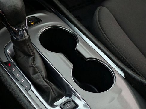 Used 2024 Chevrolet Malibu LT image 19