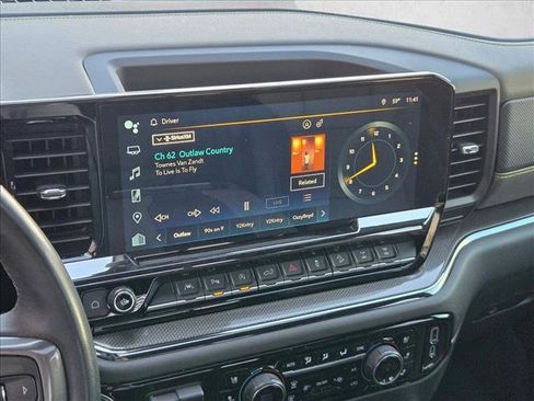 Used 2023 Chevrolet Silverado 1500 ZR2 w/ Technology Package image 11