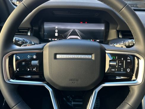 Certified 2025 Land Rover Discovery Sport Dynamic SE image 27