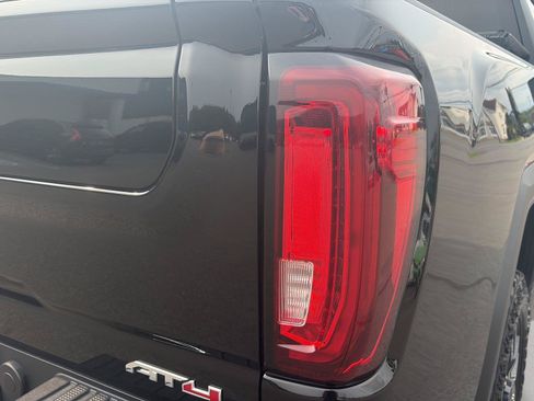 Used 2022 GMC Sierra 2500 AT4 AWD/4WD image 54