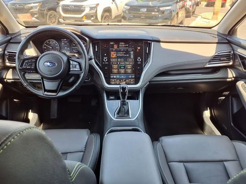 Used 2025 Subaru Outback Onyx Edition AWD/4WD image 2