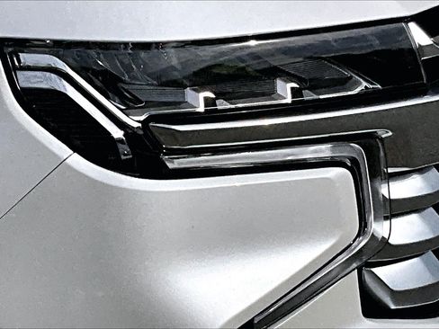 Used 2024 Chevrolet Tahoe High Country image 30