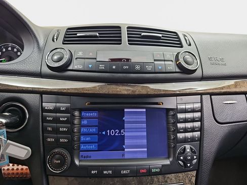 Used 2008 Mercedes-Benz E 63 AMG Sedan image 23