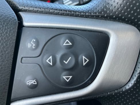 Certified 2023 GMC Terrain SLE w/ Driver Convenience Package image 19