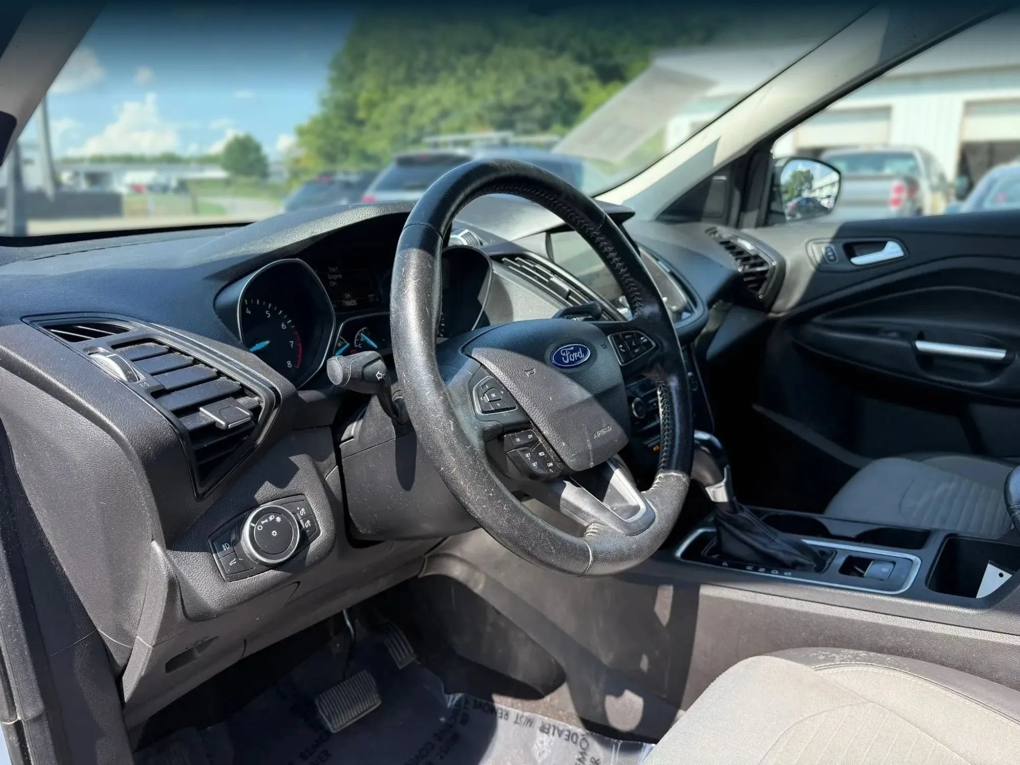 Used 2017 Ford Escape Titanium w/ Canadian Touring Package AWD/4WD image 17