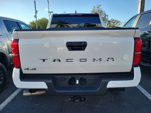 Used 2024 Toyota Tacoma SR5 image 5