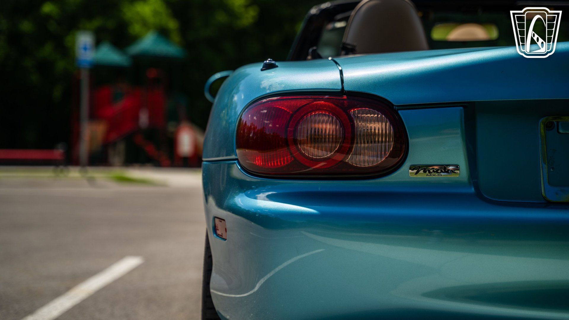 Used 2001 MAZDA MX-5 Miata RWD image 32