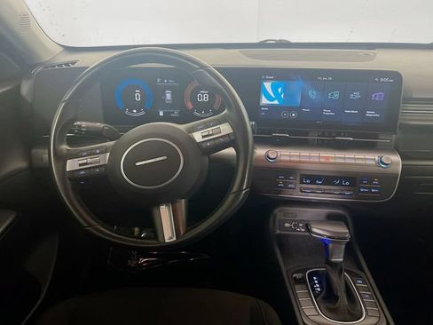 Used 2024 Hyundai Kona SEL FWD image 20