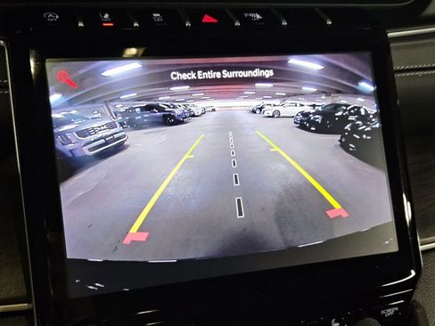 Used 2023 Jeep Grand Cherokee L Limited image 14