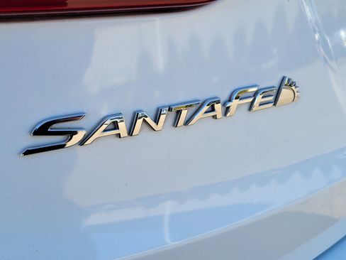 Used 2017 Hyundai Santa Fe Sport image 7