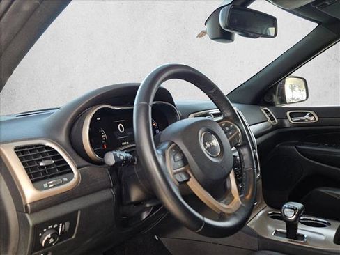 Used 2015 Jeep Grand Cherokee Altitude image 9