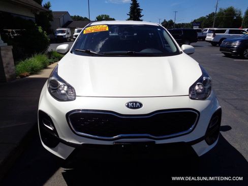 Used 2022 Kia Sportage LX AWD/4WD image 21