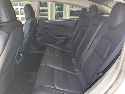 Used 2022 Tesla Model 3 Long Range AWD/4WD image 26