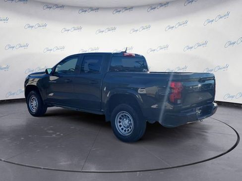 Used 2023 Chevrolet Colorado W/T image 3