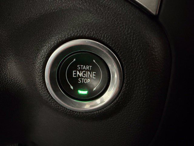 Certified 2019 Chevrolet Silverado 1500 LT w/ All-Star Edition AWD/4WD image 14