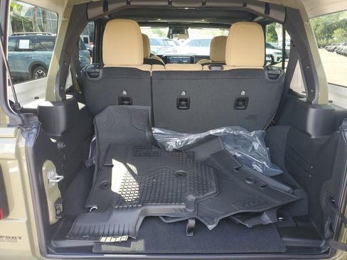 Used 2026 Jeep Wrangler Unlimited Sport AWD/4WD image 6