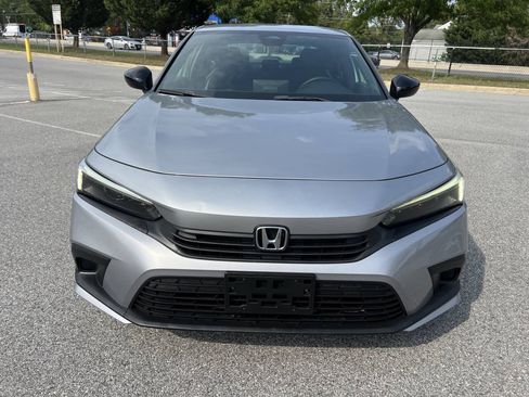 Used 2022 Honda Civic Sport image 3