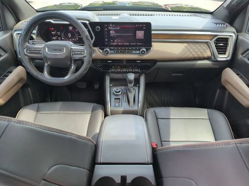 Used 2025 GMC Canyon Denali w/ LPO, Denali Black Edition AWD/4WD image 15