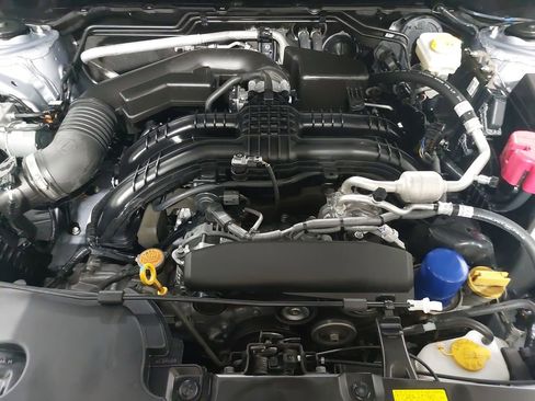 Used 2024 Subaru Crosstrek 2.0i Premium image 30