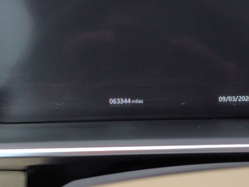 Used 2020 Land Rover Range Rover HSE image 16