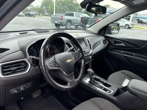 Certified 2022 Chevrolet Equinox LT FWD image 10