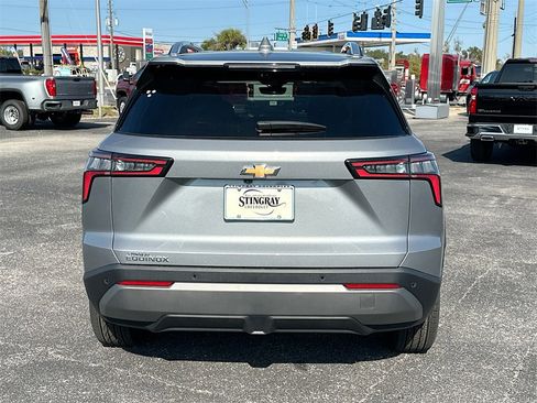 New 2026 Chevrolet Equinox LT w/ Safety and Technology Package image 5