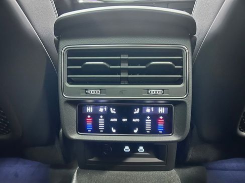 New 2026 Audi Q7 3.0T Premium Plus AWD/4WD image 19