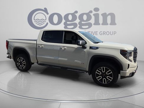 Certified 2026 GMC Sierra 1500 AT4 w/ AT4 Premium Package AWD/4WD image 7