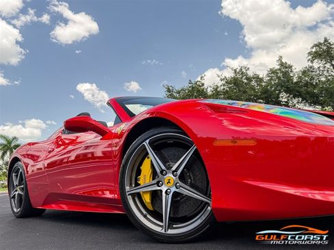 Used 2013 Ferrari 458 Spider RWD image 66