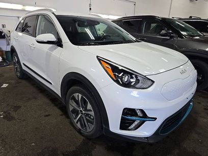 Used 2022 Kia Niro EX w/ Cold Weather Package