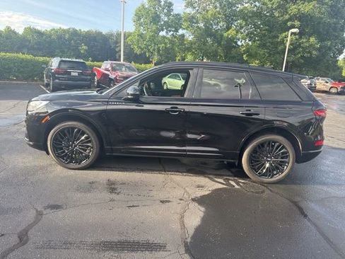 Used 2023 Lincoln Corsair Reserve w/ Jet Appearance Package FWD image 8