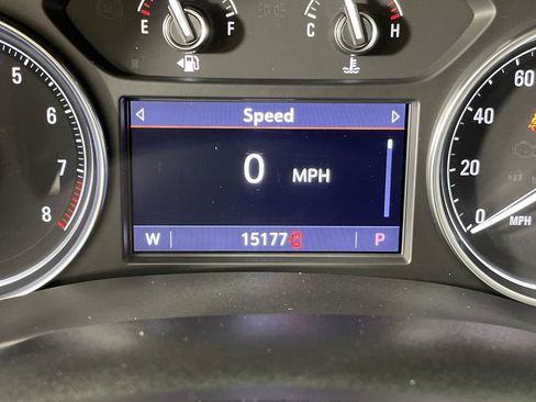 Used 2022 Buick Enclave Essence w/ Sport Touring Edition image 12