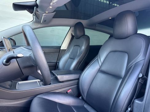 Used 2022 Tesla Model 3 Performance image 5