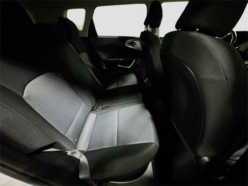 Used 2023 Kia Soul LX w/ LX Technology Package image 28