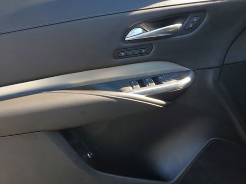 Used 2022 Cadillac XT4 Premium Luxury w/ Enhanced Visibility Package image 23
