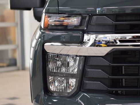 New 2026 Chevrolet Silverado 2500 LT w/ All Star Edition AWD/4WD image 12