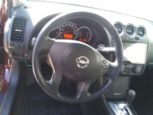 Used 2012 Nissan Altima 2.5 S FWD image 12