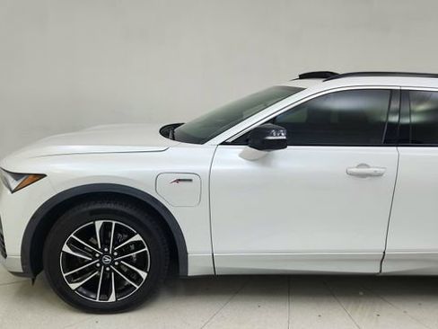 Used 2024 Acura ZDX A-Spec image 4