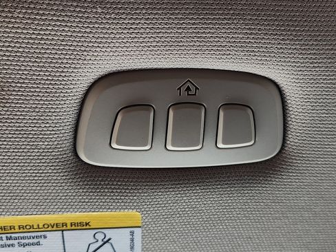 Used 2021 Ford Expedition Max Limited image 17