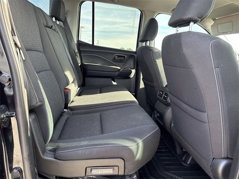 Used 2025 Honda Ridgeline Sport image 22