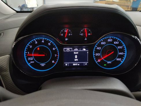 Used 2018 Chevrolet Cruze LT w/ Convenience Package FWD image 23