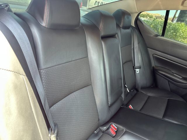 Used 2023 Nissan Altima 2.5 SR FWD image 24