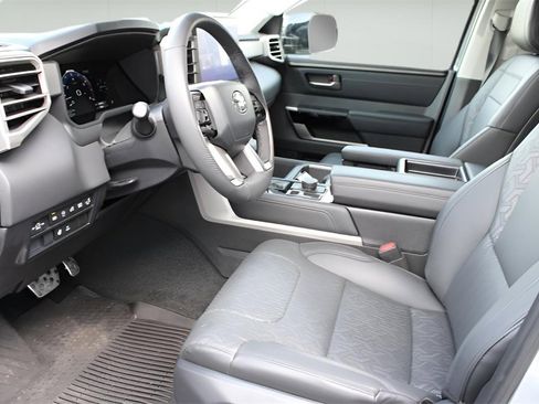 Used 2024 Toyota Tundra Limited image 8