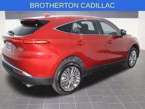 Used 2022 Toyota Venza Limited AWD/4WD image 7